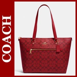 COACH 🔥 Gallery Tote
